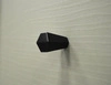 RTV skříň Kioto IV 121 cm eukaliptus elegantní skříň s dvířky otevíranými dolů tlumené barvy černé kovové úchytky