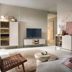 Amma nábytková sestava béžová netradiční design push to open systém prosklené prvky nástěnné skříňky vkusné rýhované fronty