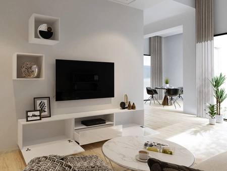 Mistra bílá / bílý lesk univerzální a stylová nástěnná skříňka do obývacího pokoje minimalistický design v moderním prostředí