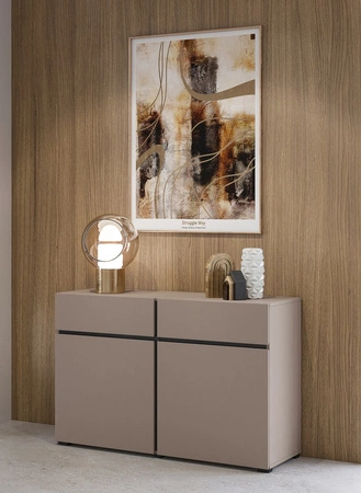 Komoda Cross 119 cm tmavě béžová moderní design ideální komoda do obývacího pokoje ložnice nebo kanceláře jednoduchý tvar
