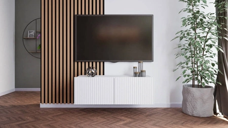 RTV skříňka Colder 100 cm bílá s možností zavěšení stylové drážkované čelo elegantní forma nábytku v moderním stylu