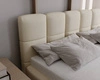 Čalouněná postel Olne 180x200 béžová stylová postel s úložným prostorem na lůžkoviny pohodlný podhlavník zaujme svým elegantním designem