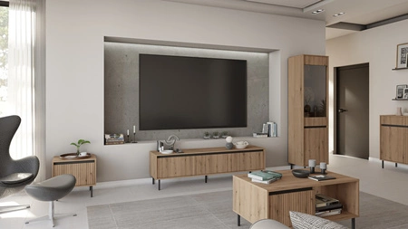 RTV skříňka Osaka 179 cm dub evoke / černá v módních barvách ideální pro interiéry v japonském stylu vkusné rýhované čelo