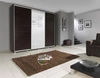 Posuvná skříň se zrcadlem Silwer 255 cm kaštan wenge moderní design povrchová úprava ABS a hliníková vodítka dveří