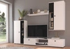 Bílá nástěnná skříňka Senja moderní design dekorativní drážkovaná čela s kovovými úchyty
