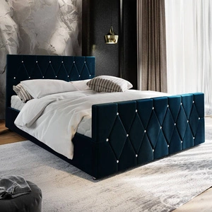 Čalouněná postel Tifton 180x200 v tmavě modré barvě s úložným boxem v moderním stylu s výrazným čelem a nohama s povrchovou úpravou krystaly