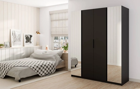 Šatní skříň se zrcadlem Kastano IX 200 cm černá moderní designová skříň určená do ložnice nebo předsíně kovové úchyty