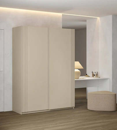 Posuvná šatní skříň Niva 150 cm béžová prostorná šatní skříň zdobená lamelami je ideální pro místnosti jakékoli velikosti