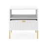 Lovro noční stolek se zásuvkou bílý vkusný drážkovaný dekor ideální skříňka do ložnice zlaté kovové doplňky