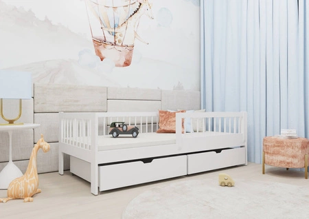 Dřevěná postel Pluto 80x200 cm bílá moderní design masivní konstrukce dětská postel z masivního borovicového dřeva