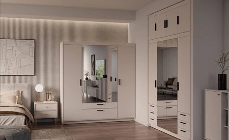 Zrcadlová šatní skříň Rene 176 cm béžová písková stylový design černé úchytky ideální šatní skříň do ložnice prostorné zásuvky