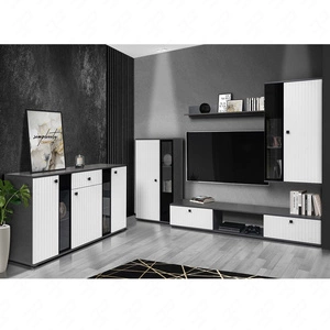 Sada nábytku Senja matera / bílá moderní design dekorativní rýhovaná čela s kovovými úchytkami