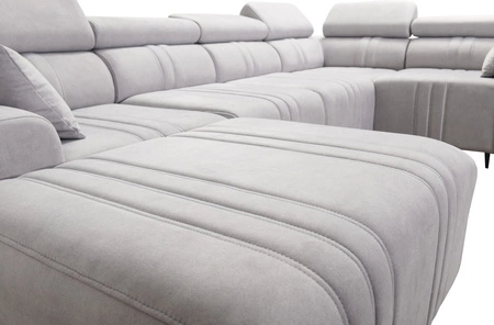 Rohová pohovka s funkcí spaní Castel IV světle hnědá levá stylová rohová pohovka s kontejnery na lůžkoviny a nastavitelnými opěrkami hlavy