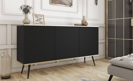 Luxusní komoda 160 cm černá elegantní design stylová drážkovaná čela korpus komody doplněný zlatým lemováním černé kovové nohy