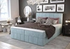 Tyrkysová kontinentální postel Casey 160x200 v moderním skandinávském stylu s výrazným čelem