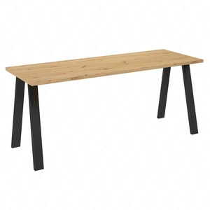 Stůl Malden 185x67 cm řemeslný dub / černá jednoduchá forma nábytku obohacená stylovými černými nohami v loftovém stylu odolná proti rozlití deska