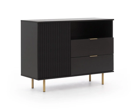 Komoda Sula 107 cm černá elegantní a funkční komoda s ozdobným drážkovaným čelem obohaceným kovovými úchyty