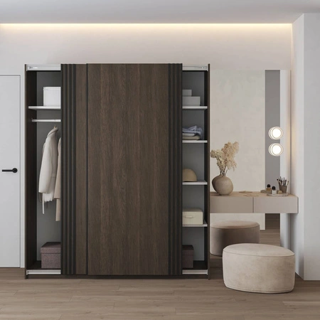 Posuvná šatní skříň Niva 180 cm dub dunin prostorná šatní skříň zdobená lamelami je ideální pro pokoje jakékoli velikosti