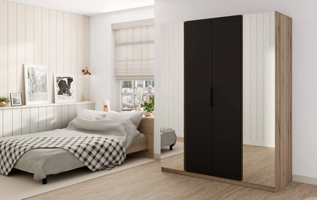 Šatní skříň se zrcadlem Kastano IX 200 cm dub evoke / černá moderní designová skříň určená do ložnice nebo předsíně kovové úchyty