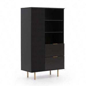 Vysoká komoda Sula 80 cm černé elegantní a funkční komoda s drážkovaným čelem obohaceným kovovými úchyty