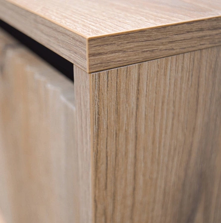 Komoda Osaka 149 cm dub evoke / černá minimalistický design dokonalý návrh pro obývací pokoj a ložnici komoda vkusné drážkované čelo