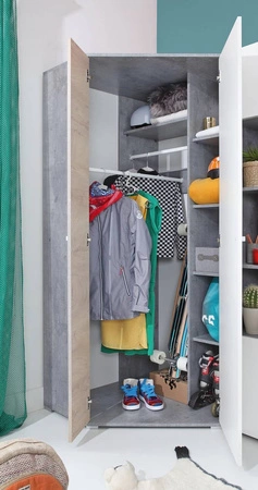 Nábytková sestava Epsilon beton / bílá / dub ideální do dětského nebo mládežnického pokoje v módním stylu