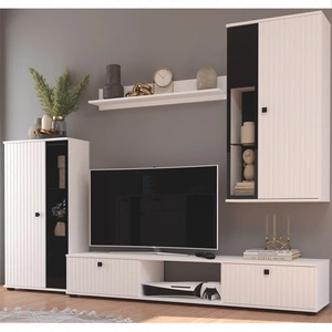 Bílá nástěnná skříňka Senja moderní design dekorativní drážkovaná čela s kovovými úchyty